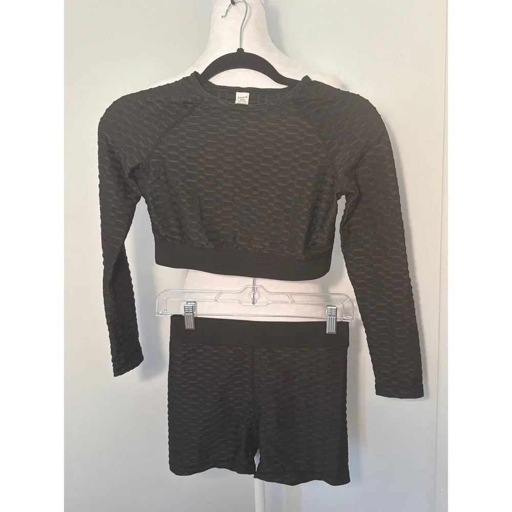 SHEIN‎ Kids Girls Black Honeycomb Textured Activewear Set Crop Top Shorts 11-12Y